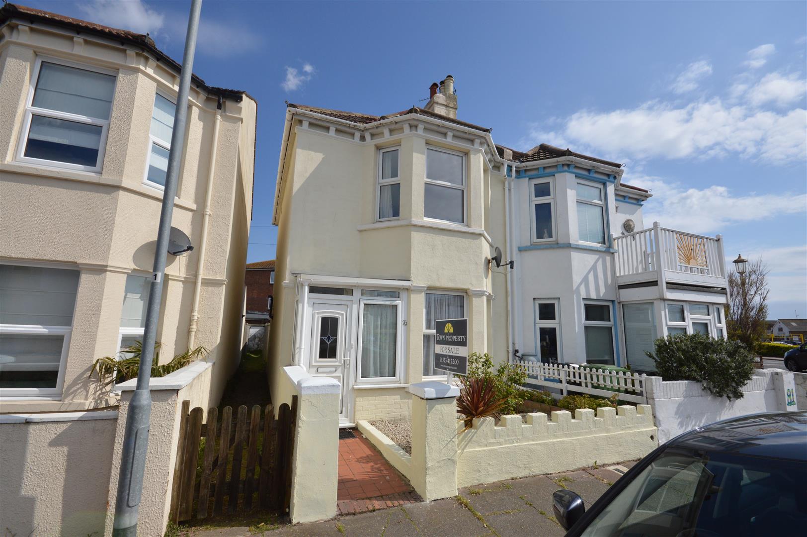 Property Details for Beach Road Eastbourne BN22 7HA Town Property